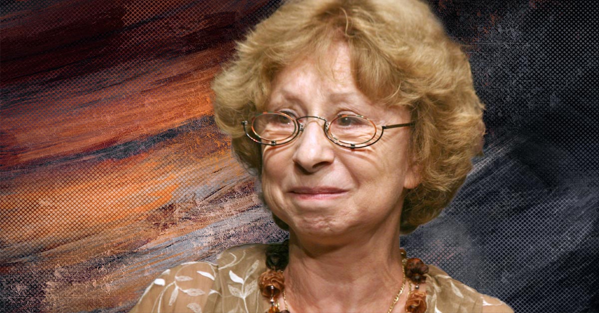 Ахеджакова лишилась работы в России