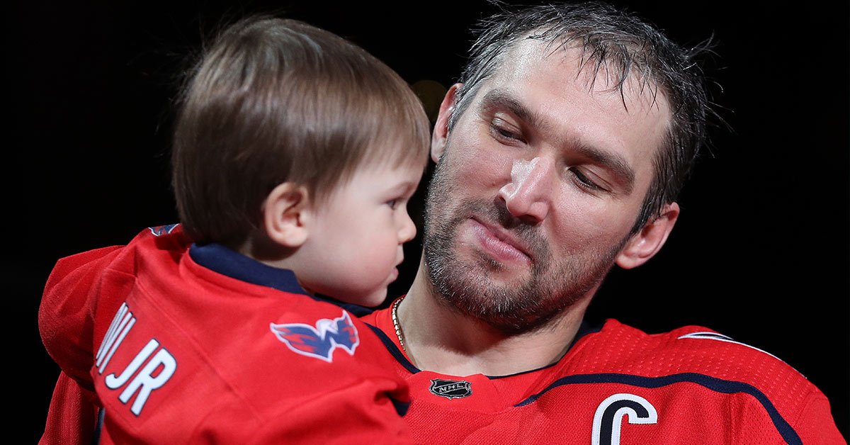 анастасия шубская поздравила мужа