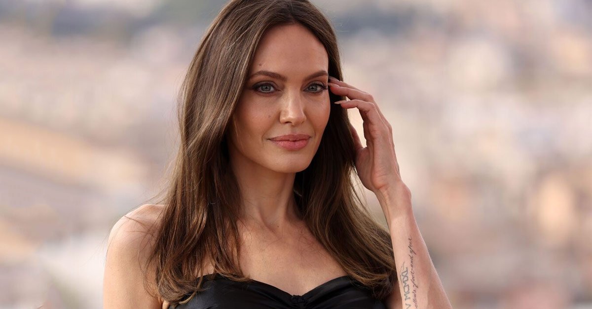 Анджелина Джоли поддержала иранских женщин