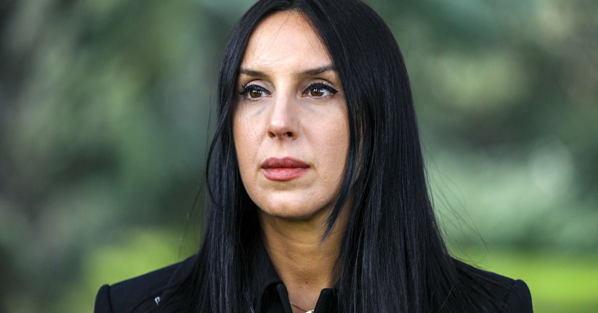 джамала помогает украине