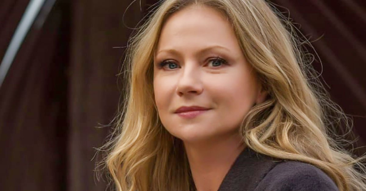 мария миронова показала сына