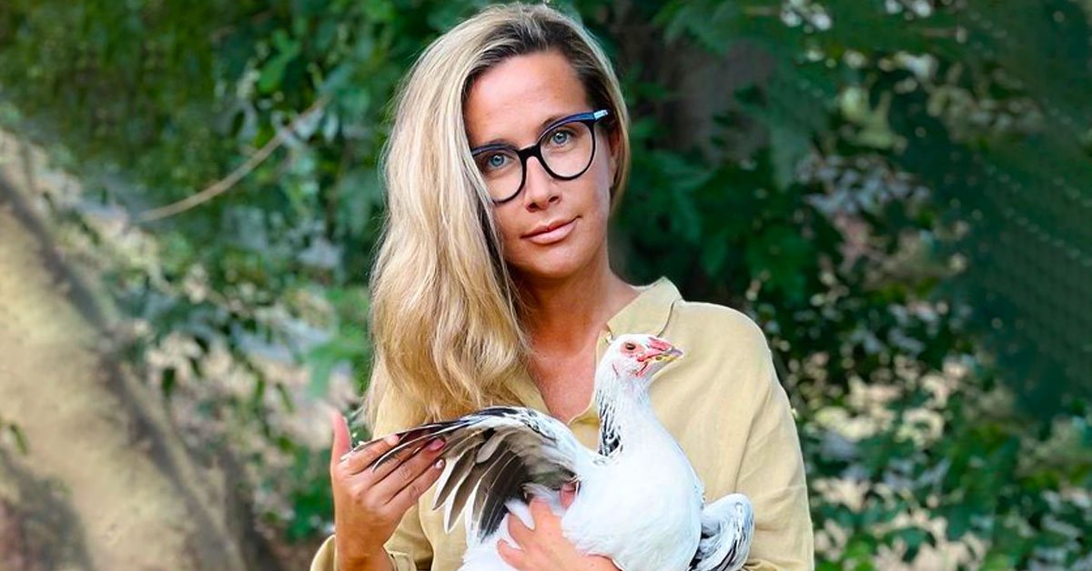 ника белоцерковская хочет сменить гражданство