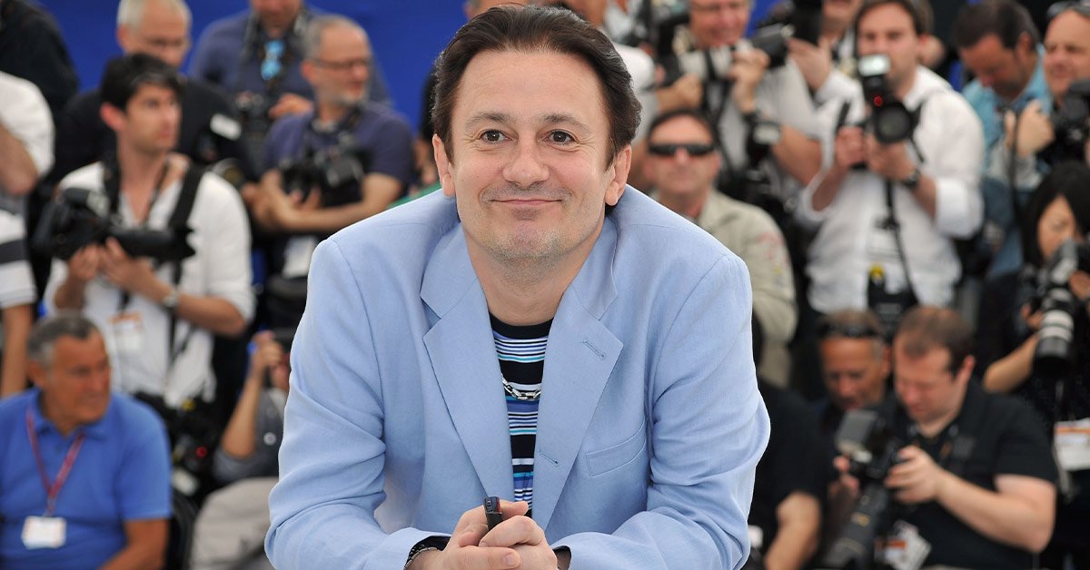 олег меньшиков ушел из театра