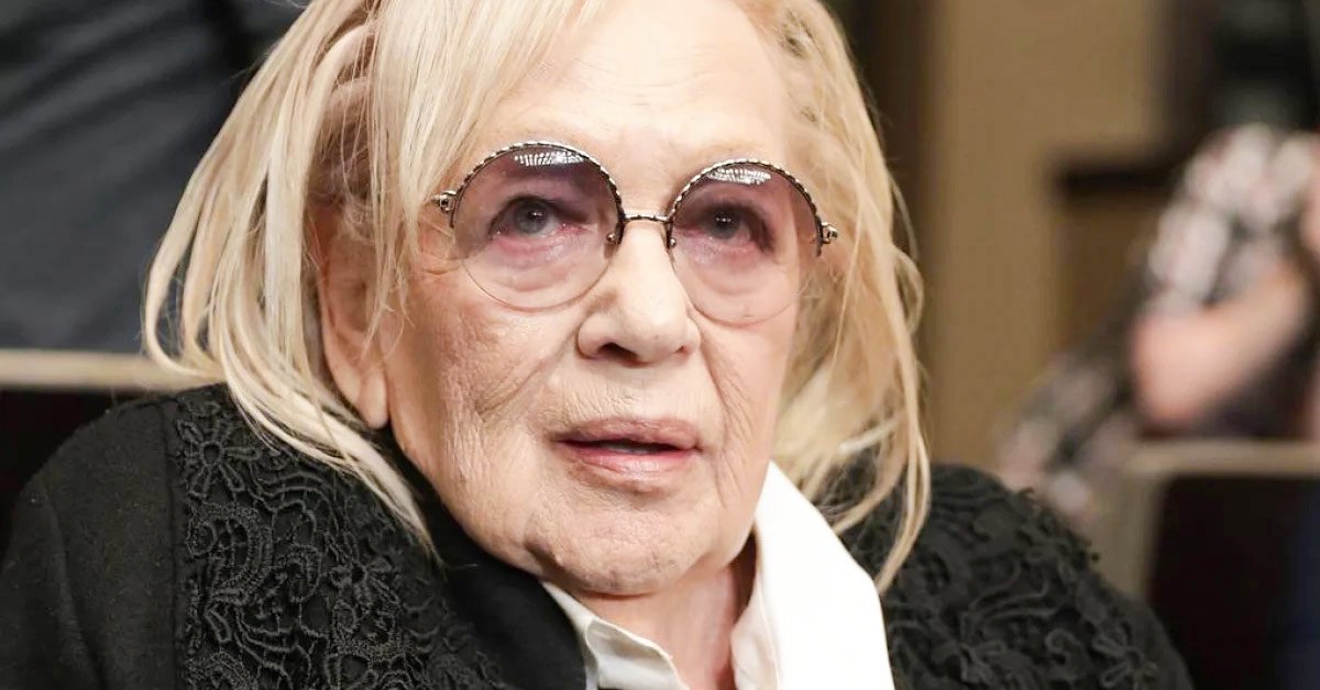 памятник галине волчек