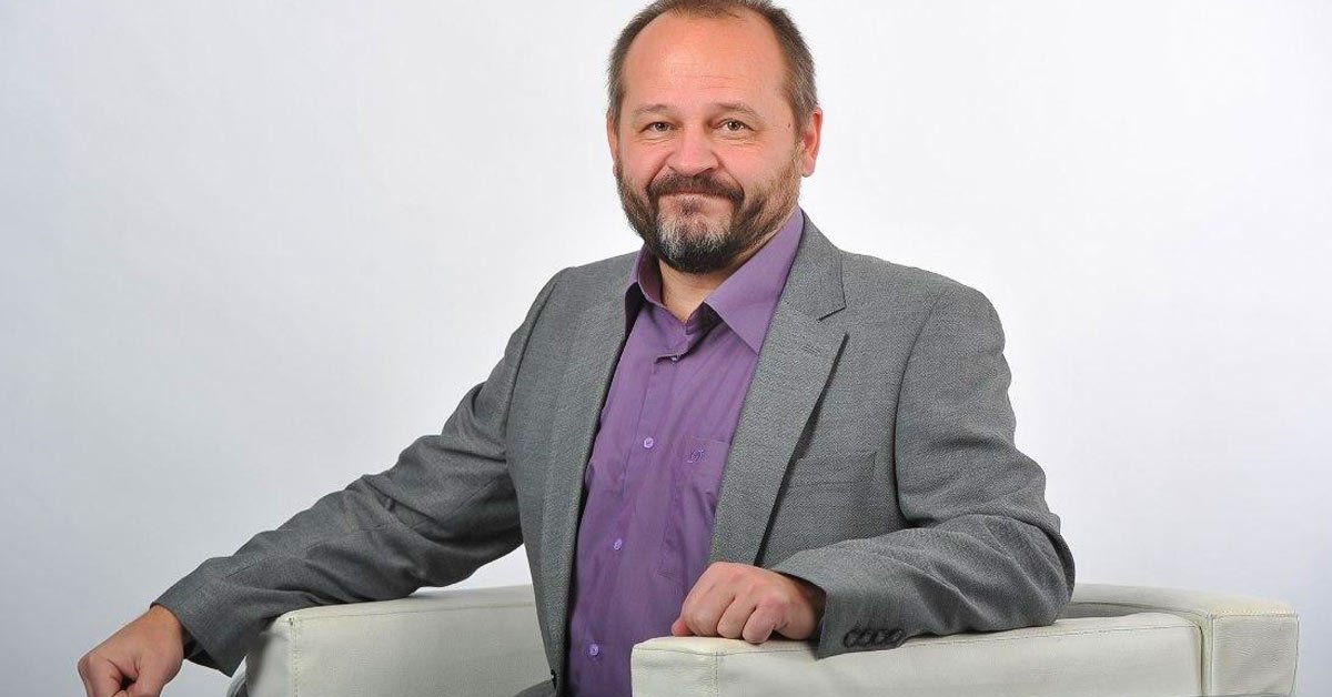 сергей елкин покинул россию